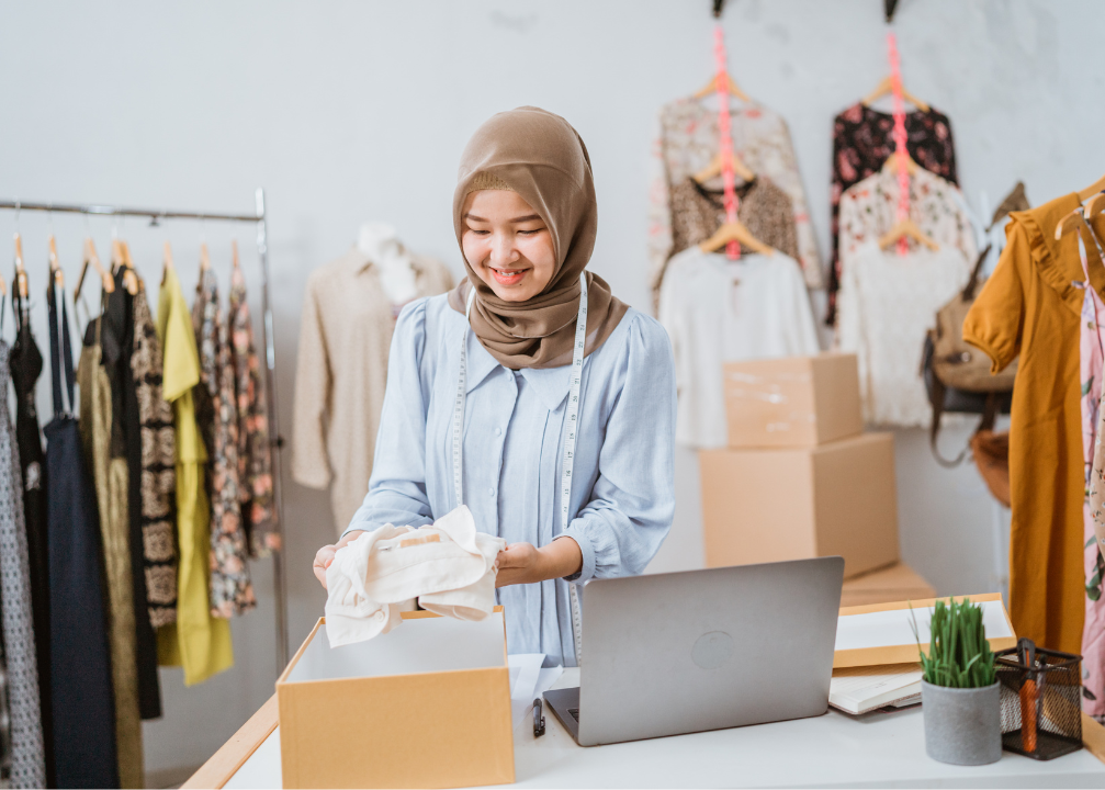 Wajah Berminyak Saat Berhijab? Ini yang Sering Dialami Muslimah Aktif